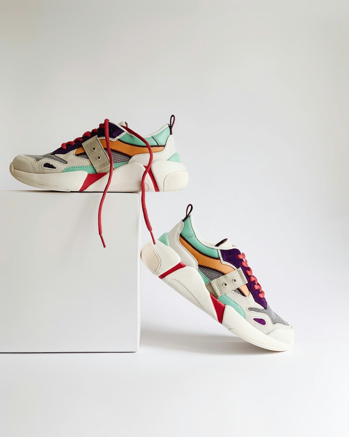 Puma Speedcat OG in For All Time Red / White